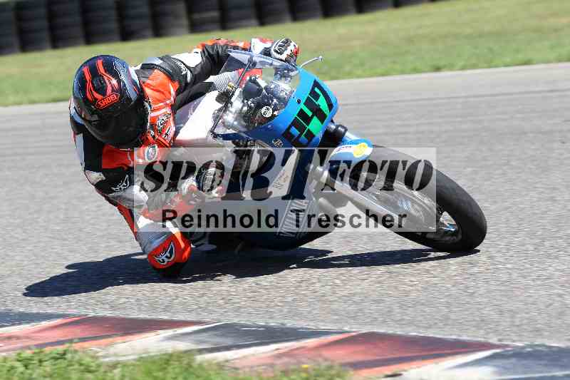 /Archiv-2025/42 07.08.2025 Peter Studer Girls Day ADR/Gruppe pink/247